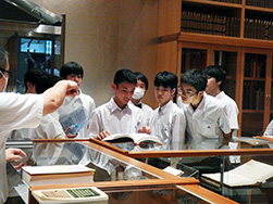 施設見学09