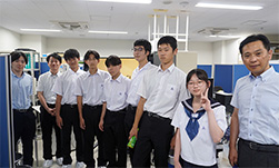施設見学05