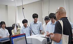 施設見学07
