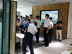施設見学12